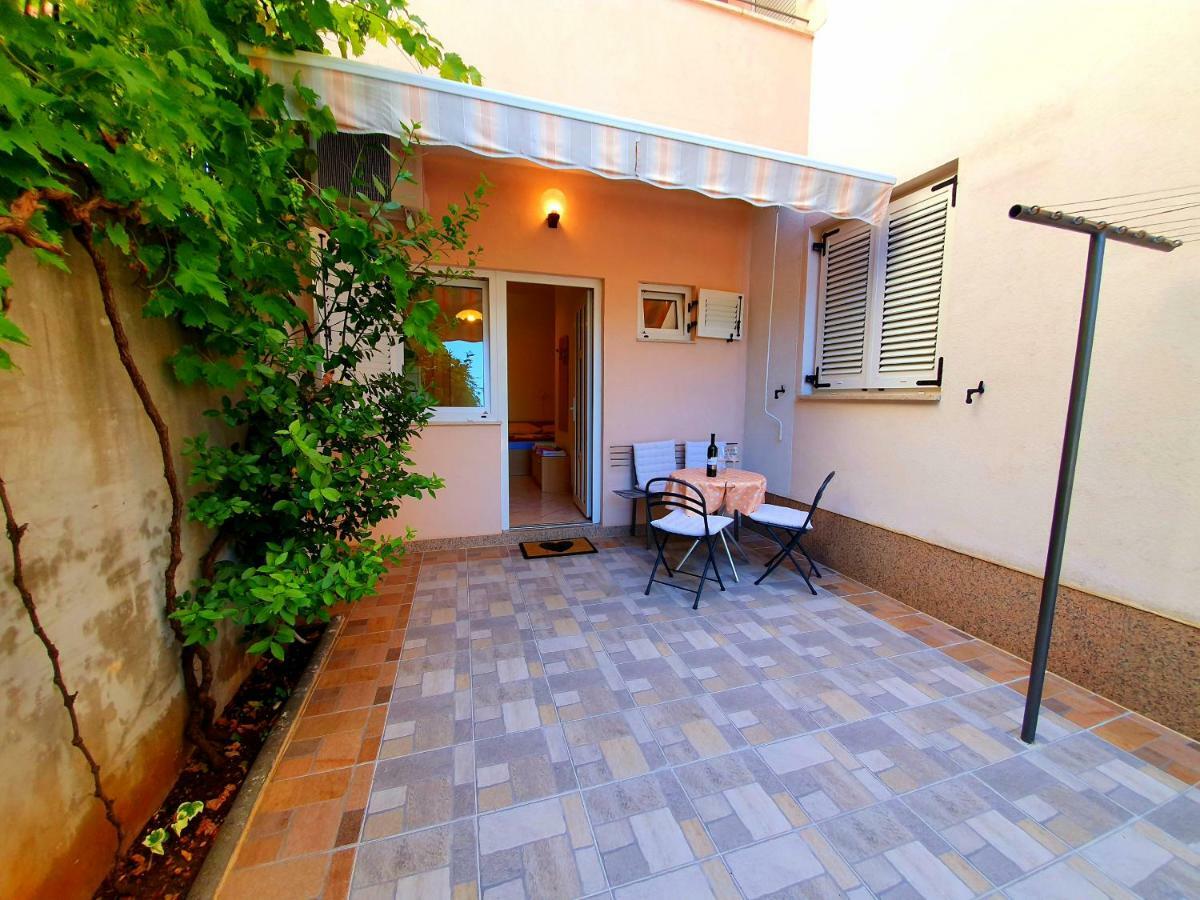 Apartmani Andreja دْغاماي المظهر الخارجي الصورة